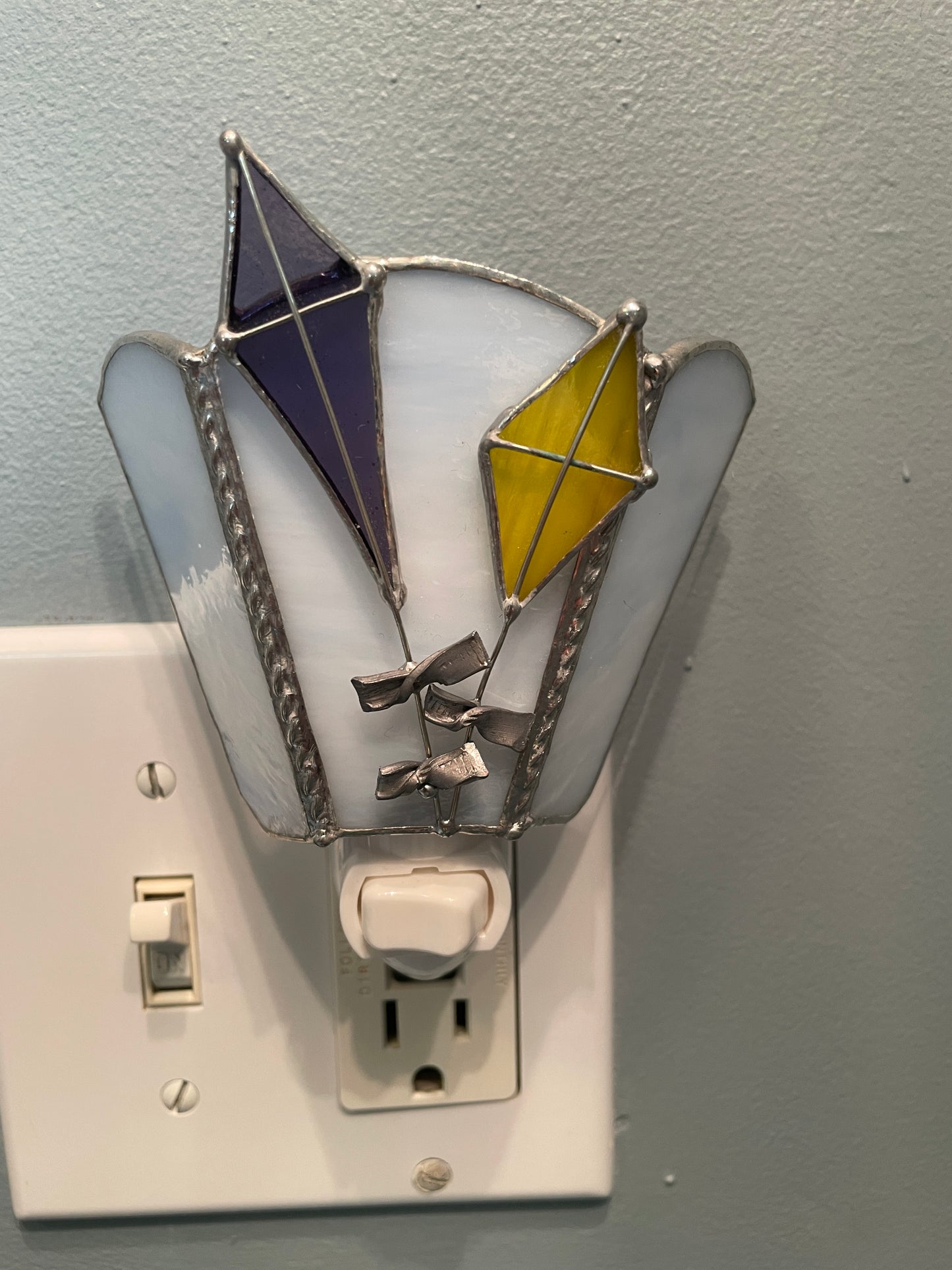 Stained Glass Night Light with Kites